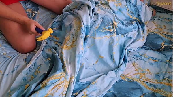 Hammer Vibro Sucking Toy and my Virgin Stepsister