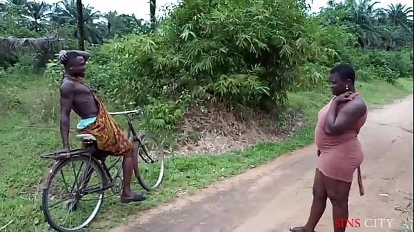 PUBLIC SEX WITH African Gift